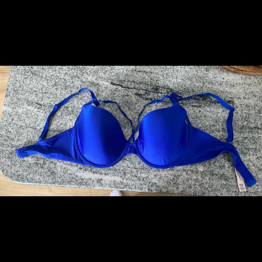 VS Cage bra